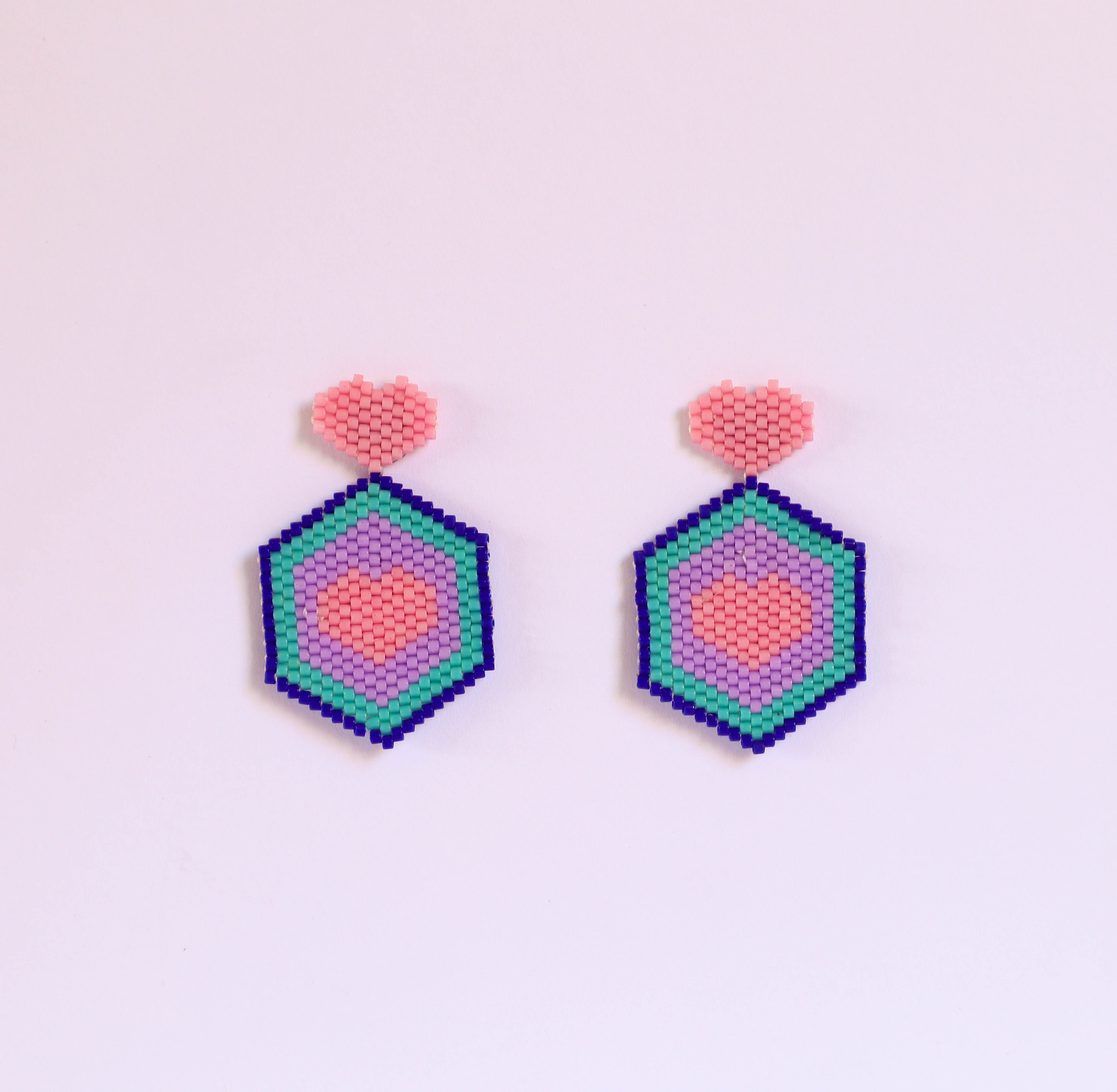 ARETES HEXAGONO CORA